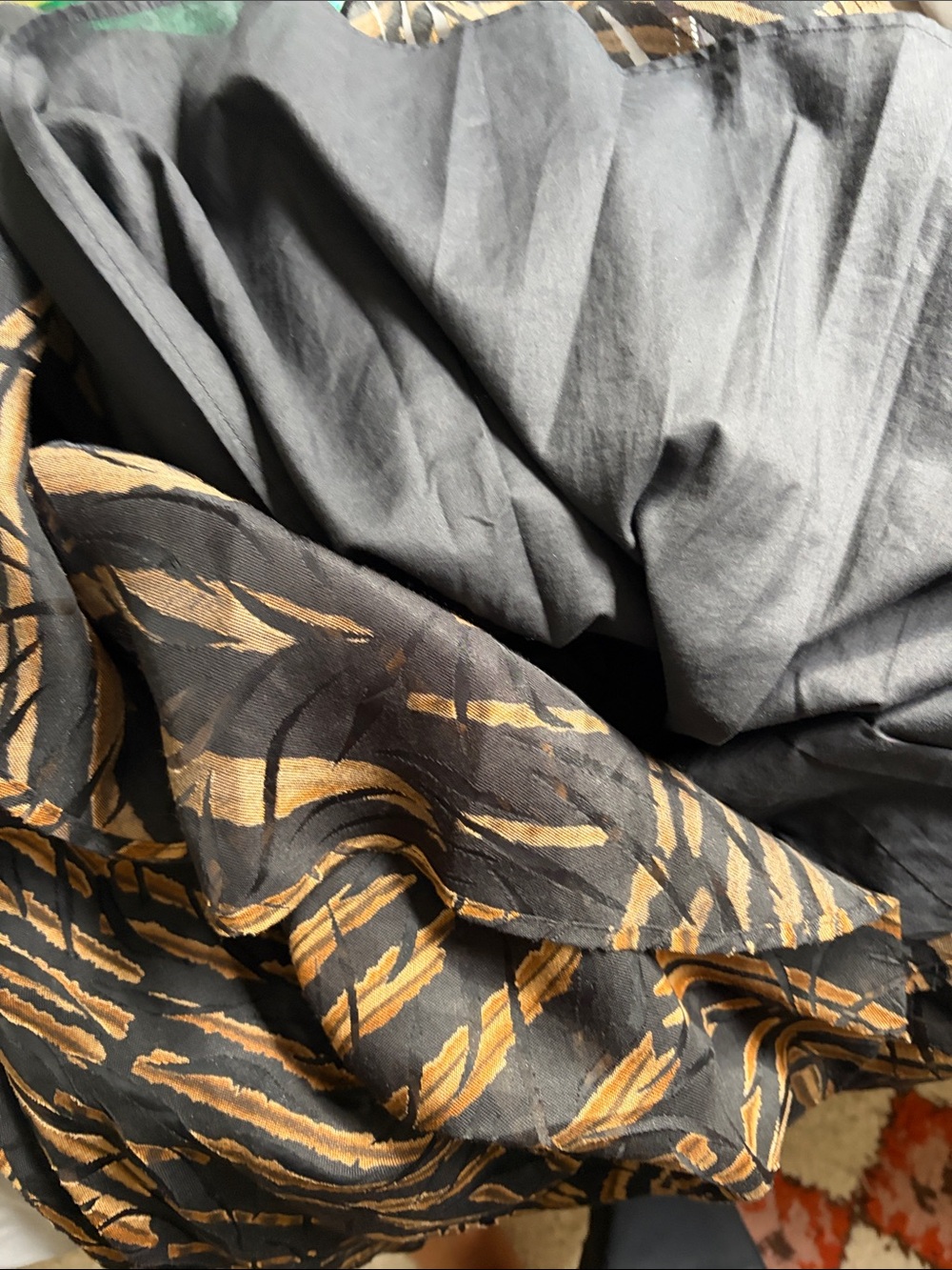 Black & Brown Patterned A-Line linen blend Skirt w pockets - Picture 10 of 12